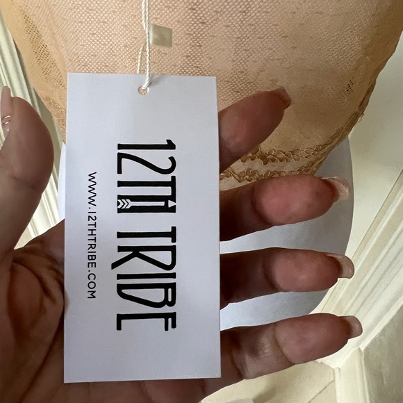 XL crop corset style gold satin with lace back light stretch - Picture 2 of 10